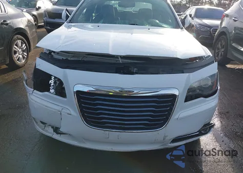 2014 Chrysler 300 300S из США, поврежденный, VIN 2C3CCABGXEH148197